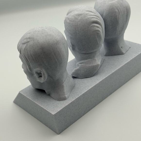 "To Boldy Go" Star Trek TOS Kirk, Spock, McCoy desktop statue - Picture 4 of 11